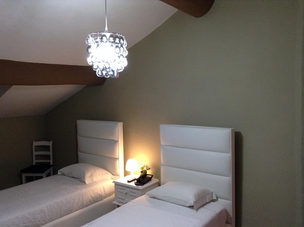 Royal Porto City Room photo